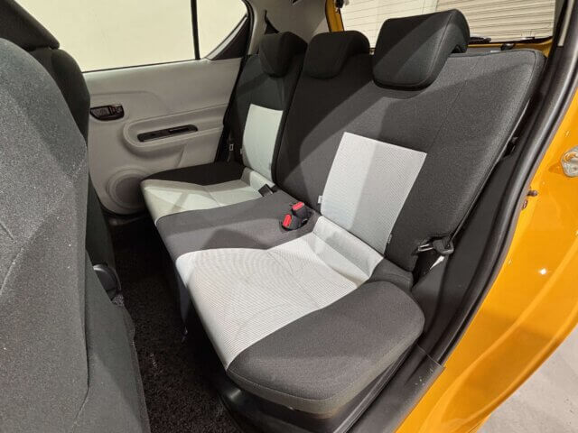 For sale 2012 Toyota aqua NHP10-2096701 #Japanese #hatchback #toyota #aqua #usa #uk
