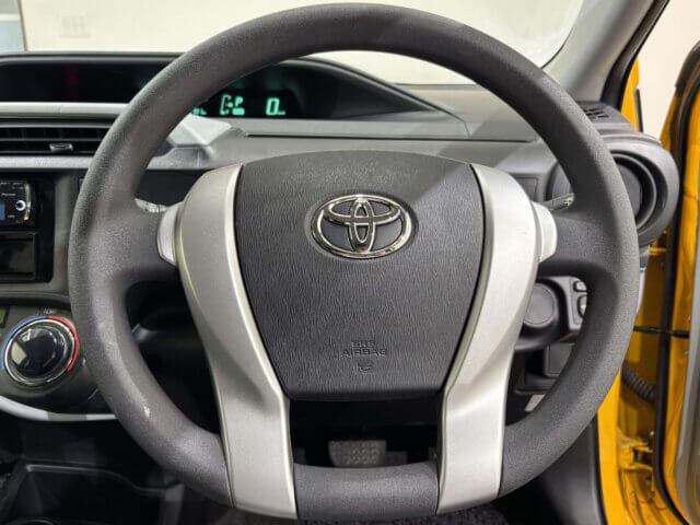 For sale 2012 Toyota aqua NHP10-2096701 #Japanese #hatchback #toyota #aqua #usa #uk