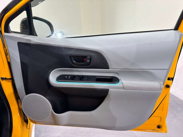 For sale 2012 Toyota aqua NHP10-2096701 #Japanese #hatchback #toyota #aqua #usa #uk
